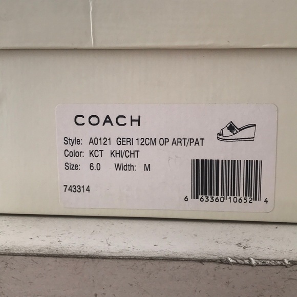 Coach Style A0121 Geri - Picture 2 of 4